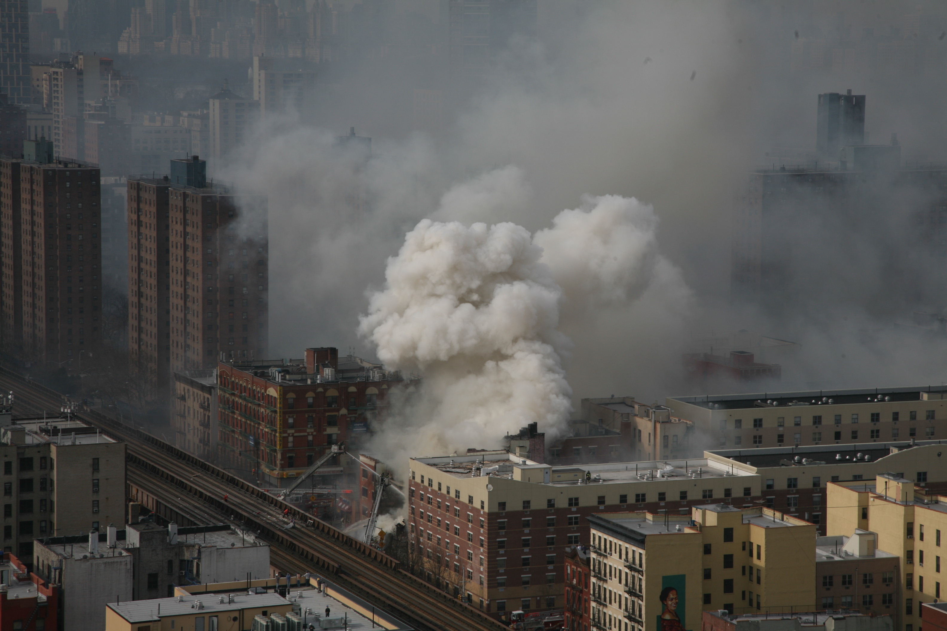 East_Harlem_apartment_explosion_aerial_view.jpg